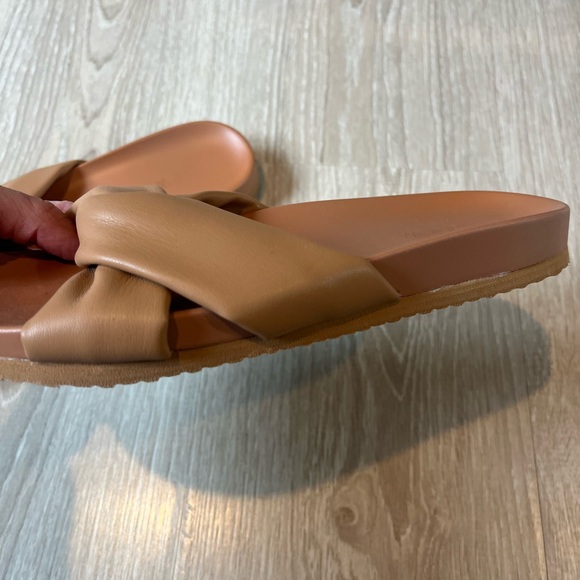 J. Crew Slides - Picture 2 of 3